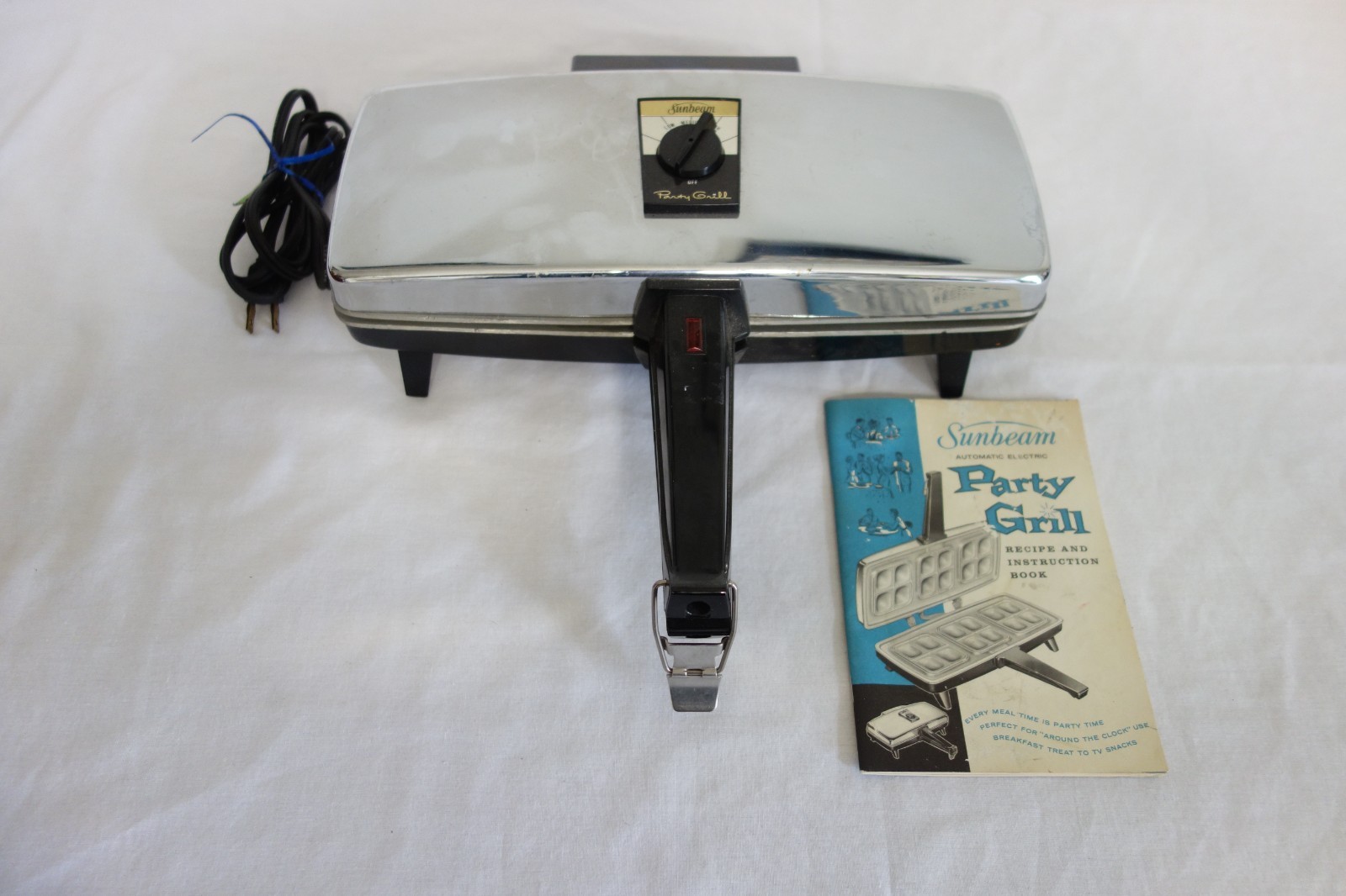 Vintage Sunbeam Party Grill 870 Electric Sandwich Snack Appetizer Maker Chrome