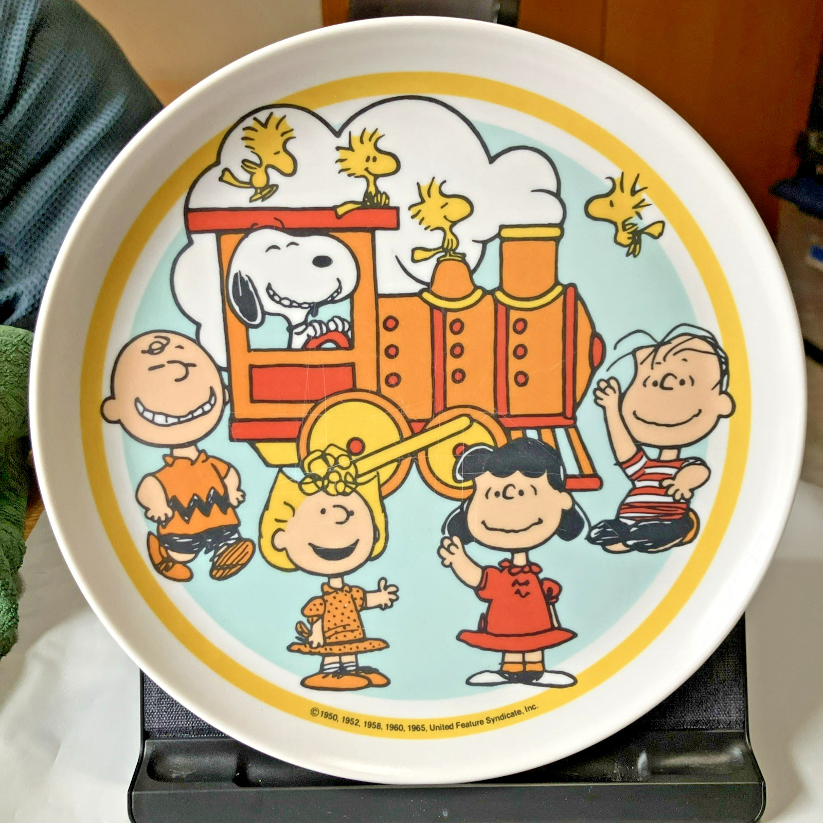 Vintage 1965 Peanuts Snoopy Woodstock 9.5in Train Plate Melamine Used