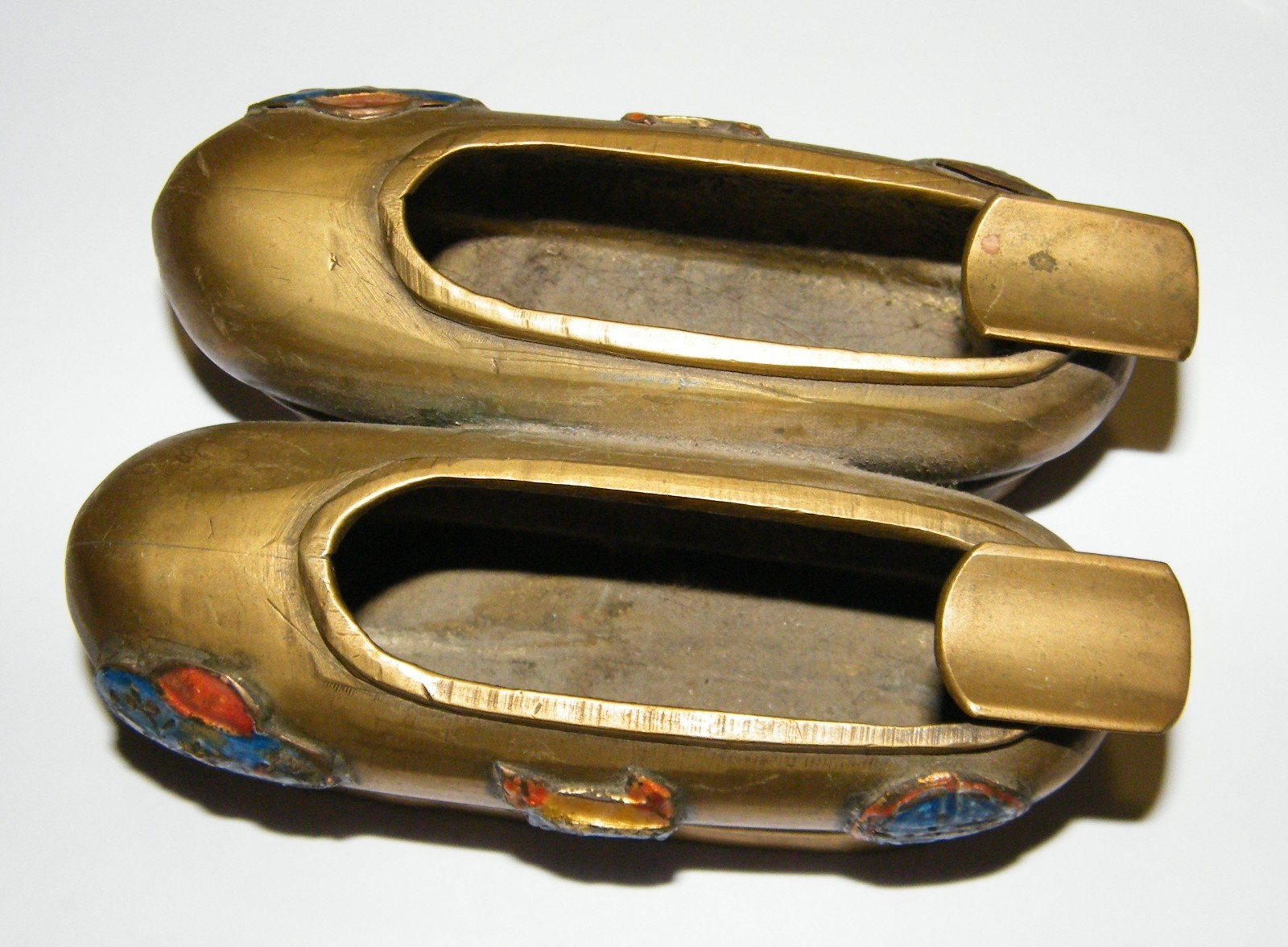 Vintage Solid Brass Double Ashtray designed as Chinese Shoes w. Enamel Accents