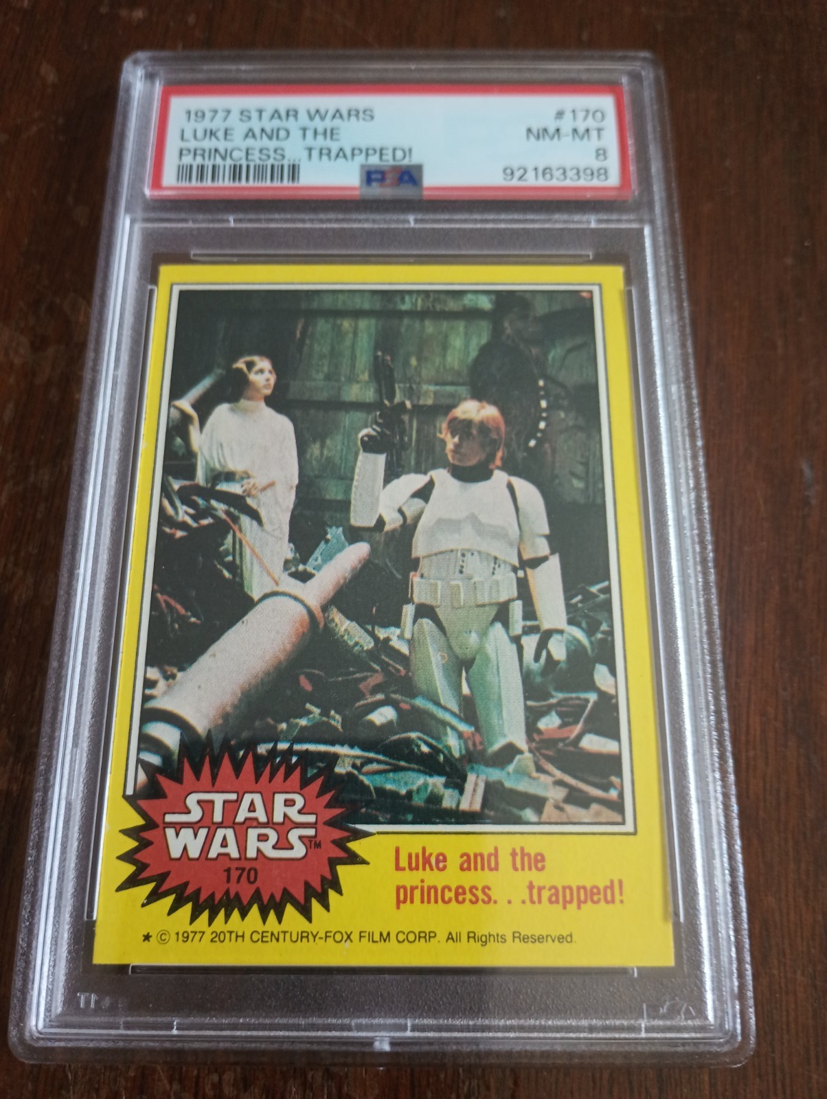 1977 Topps (Star Wars/3rd.Series) #170 Luke & Leia Trapped (PSA 8)