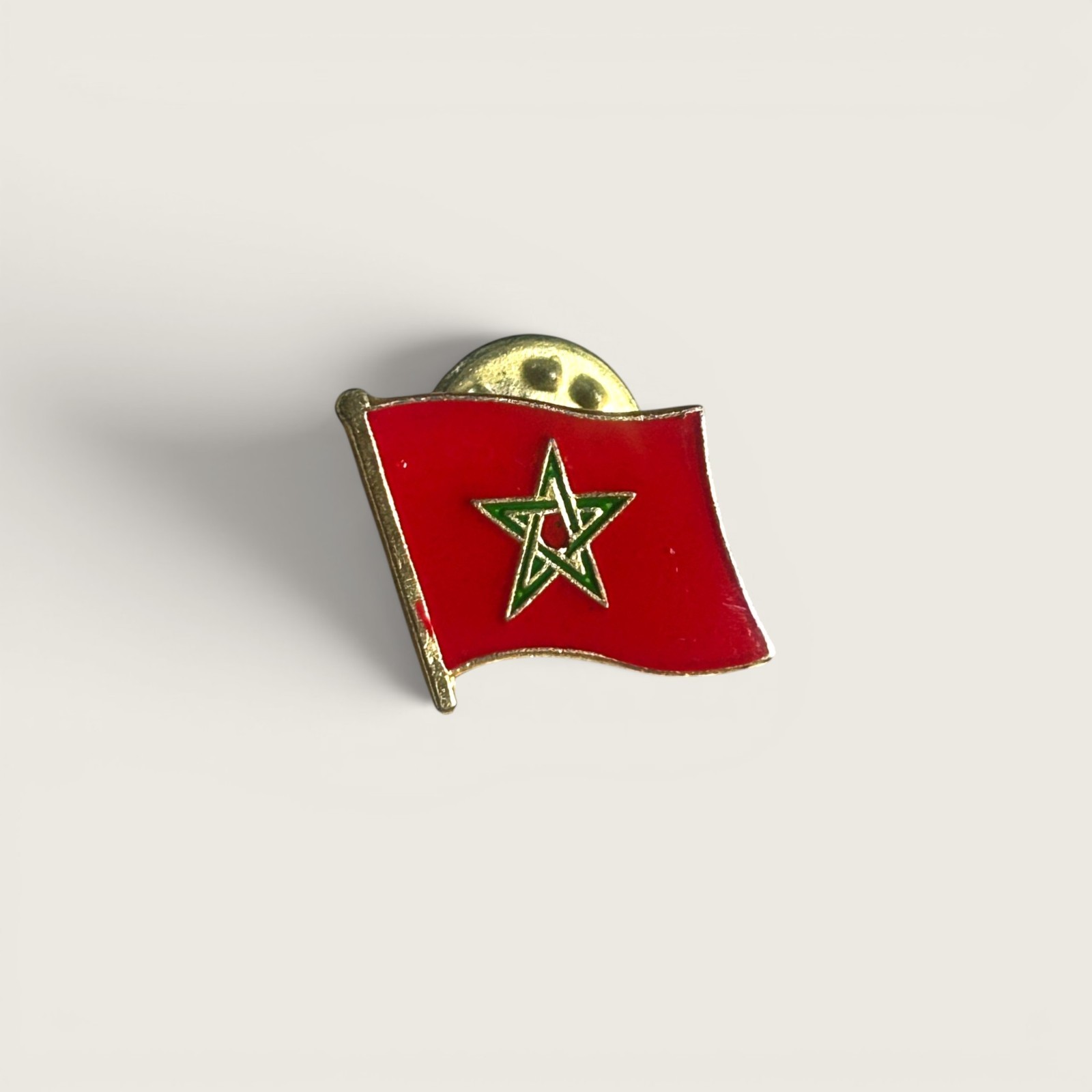 Vintage Morocco Waving Flag Enamel Lapel Pin Red Green