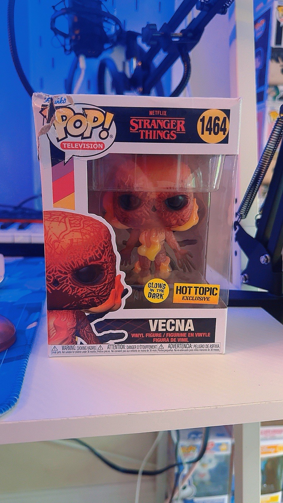 Stranger Things Vecna Hot Topic Exclusive Glow In The Dark Damaged Funko Pop!