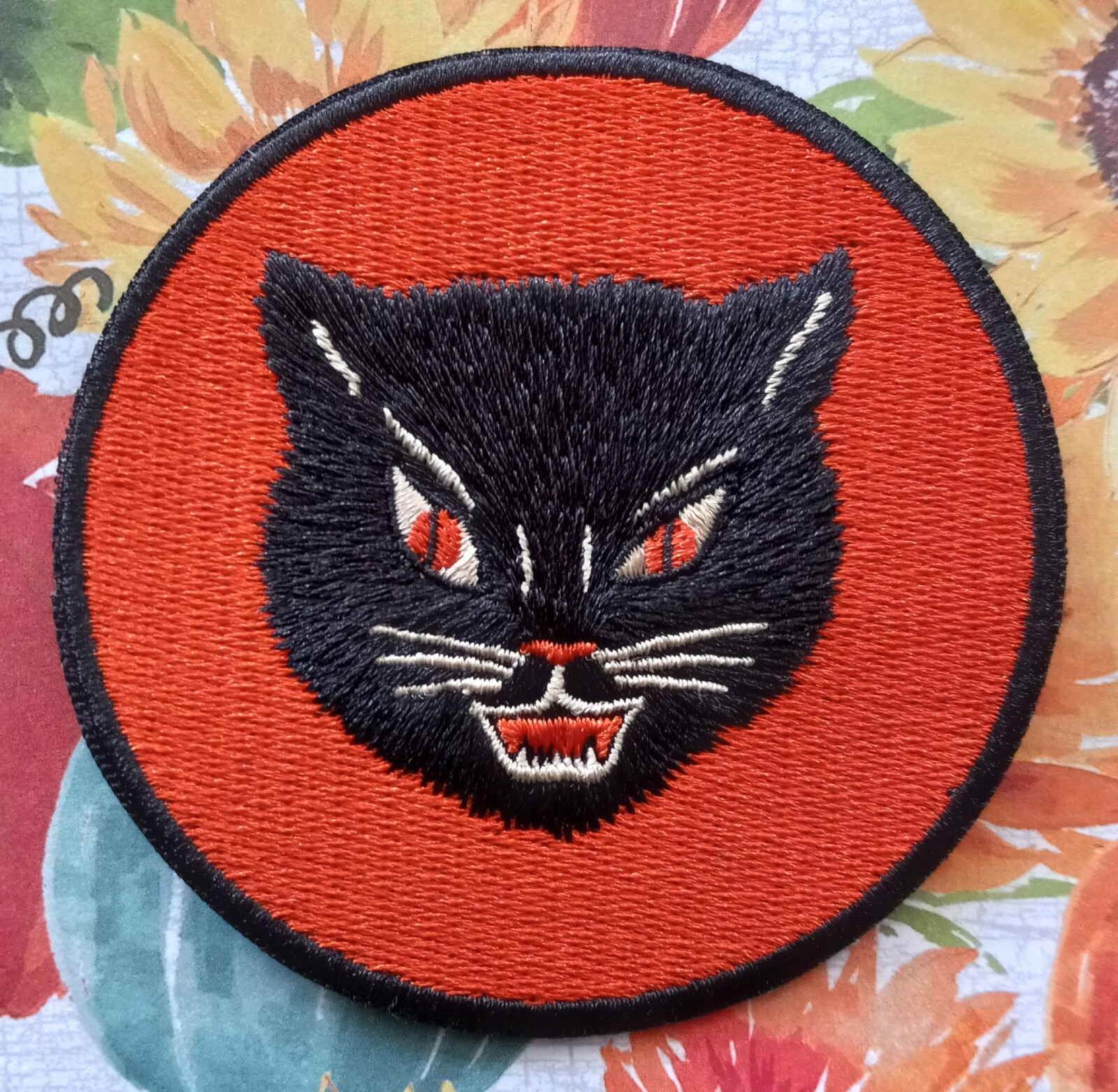 Halloween Classic Mean Black Cat w/ Orange Embroidered Patch Beistle style