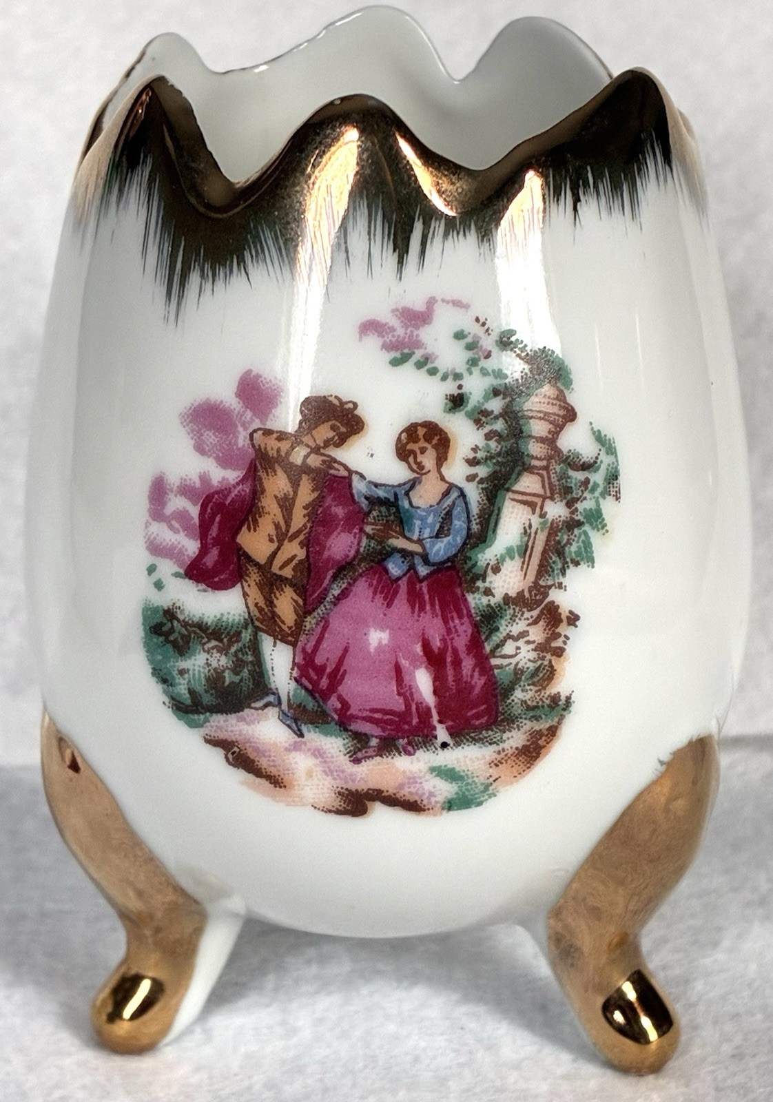 VTG Cracked Egg Vase Victorian Courting Couple Porcelain White Gold Trim Easter