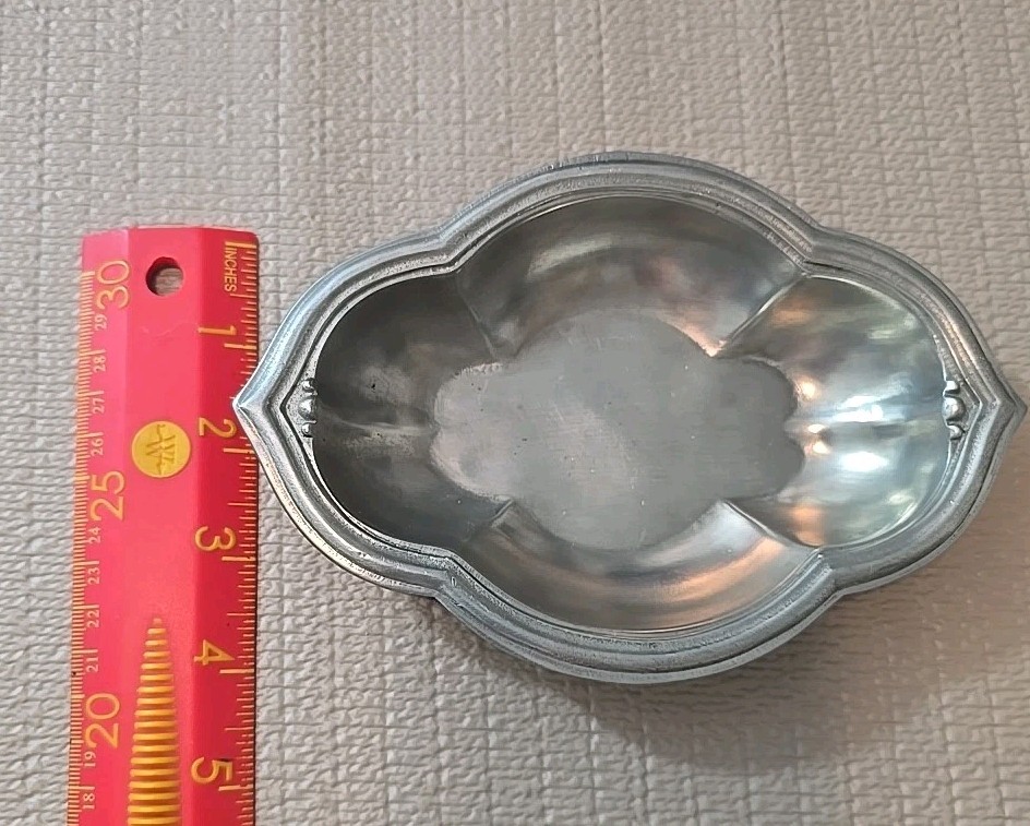 Finstain Peweter Dish