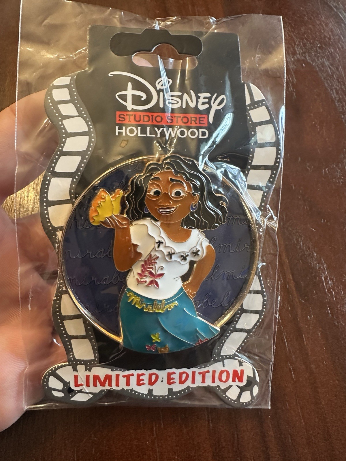 DSSH Cursive Cuties Encanto D23 Expo Mirabel From Encanto LE 400 Disney