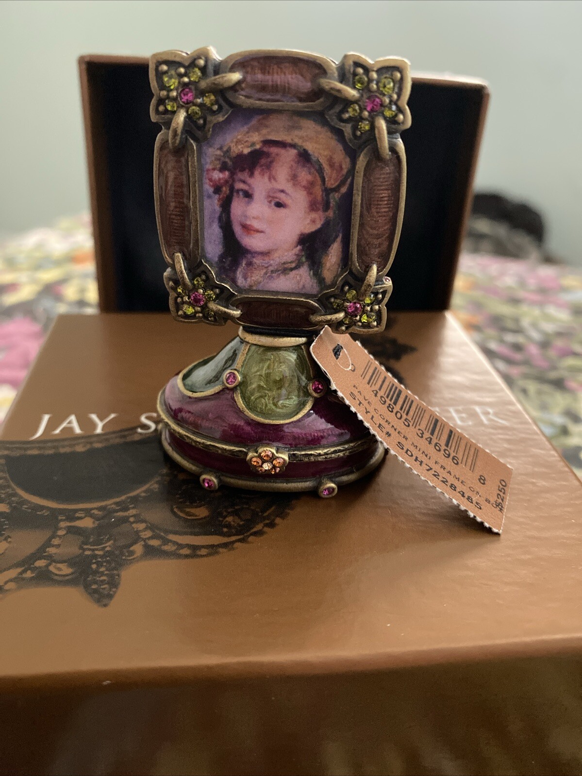 JAY STRONGWATER pasha pave corner box & frame nib 250.00