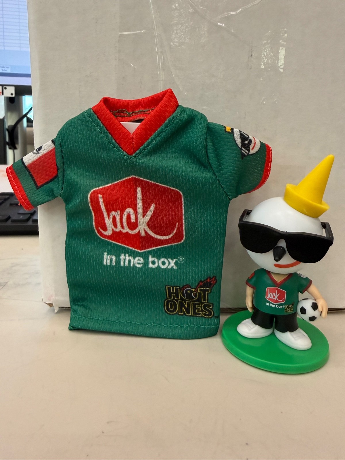 Limited Edition Jack in the Box Soccer World Cup Bobblehead/Jersey TEAM MEXICO