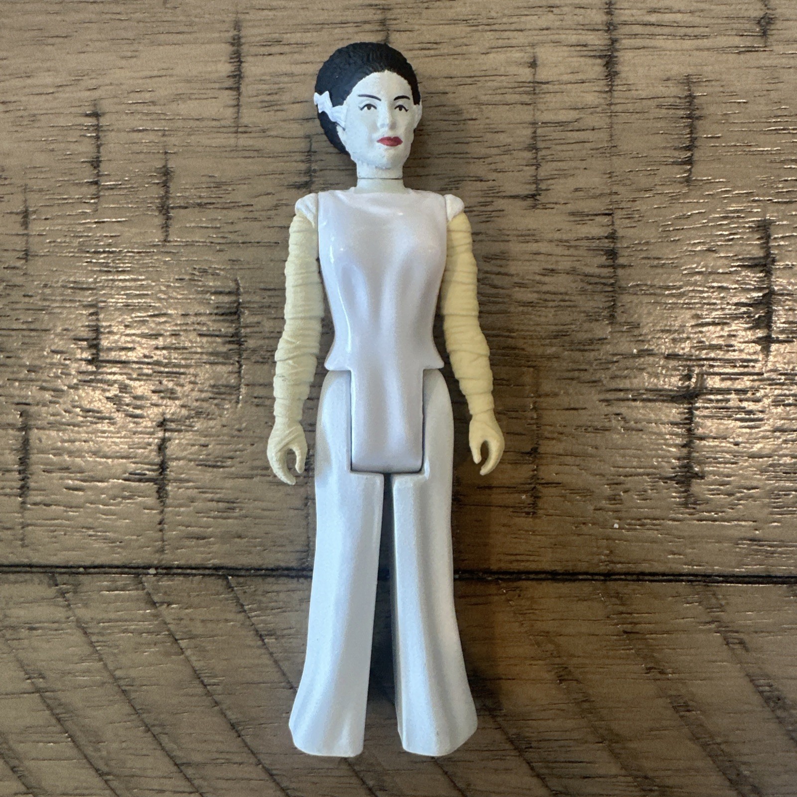 Funko Universal Monsters Series 1 – Bride of Frankenstein Reaction Great Shape