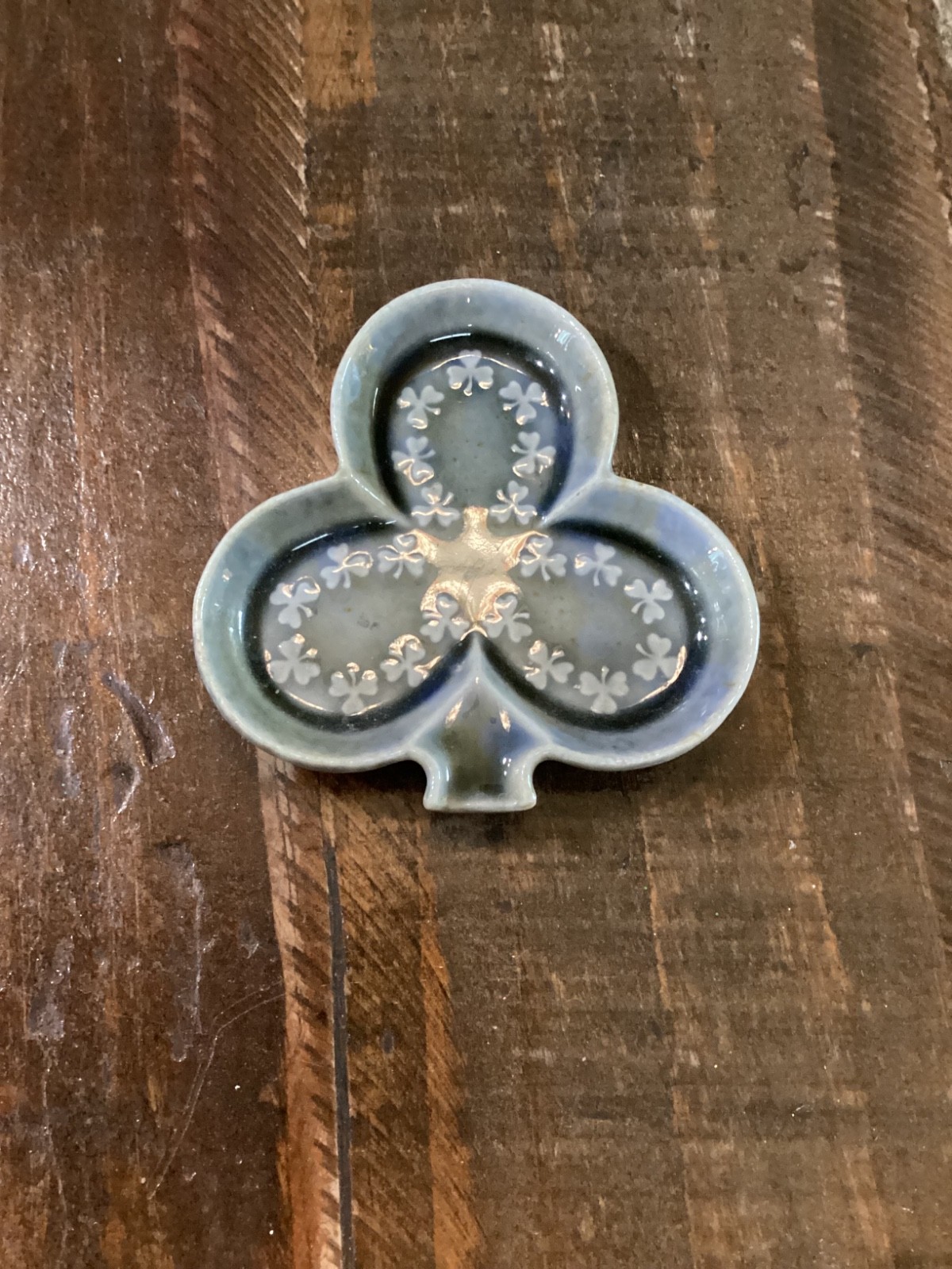 Vintage wade Irish Porcelain Shamrock 3 leaf clover small Trinket Dish 3.5”