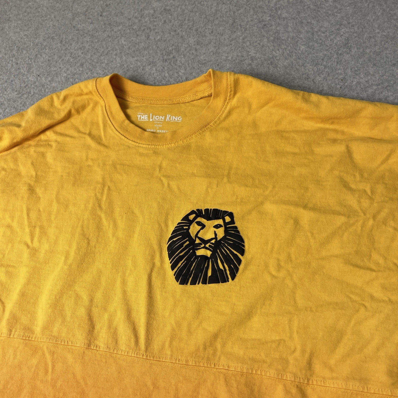 Disney Spirit Jersey Mens XL Yellow The Lion King Long Sleeve Pullover Cotton
