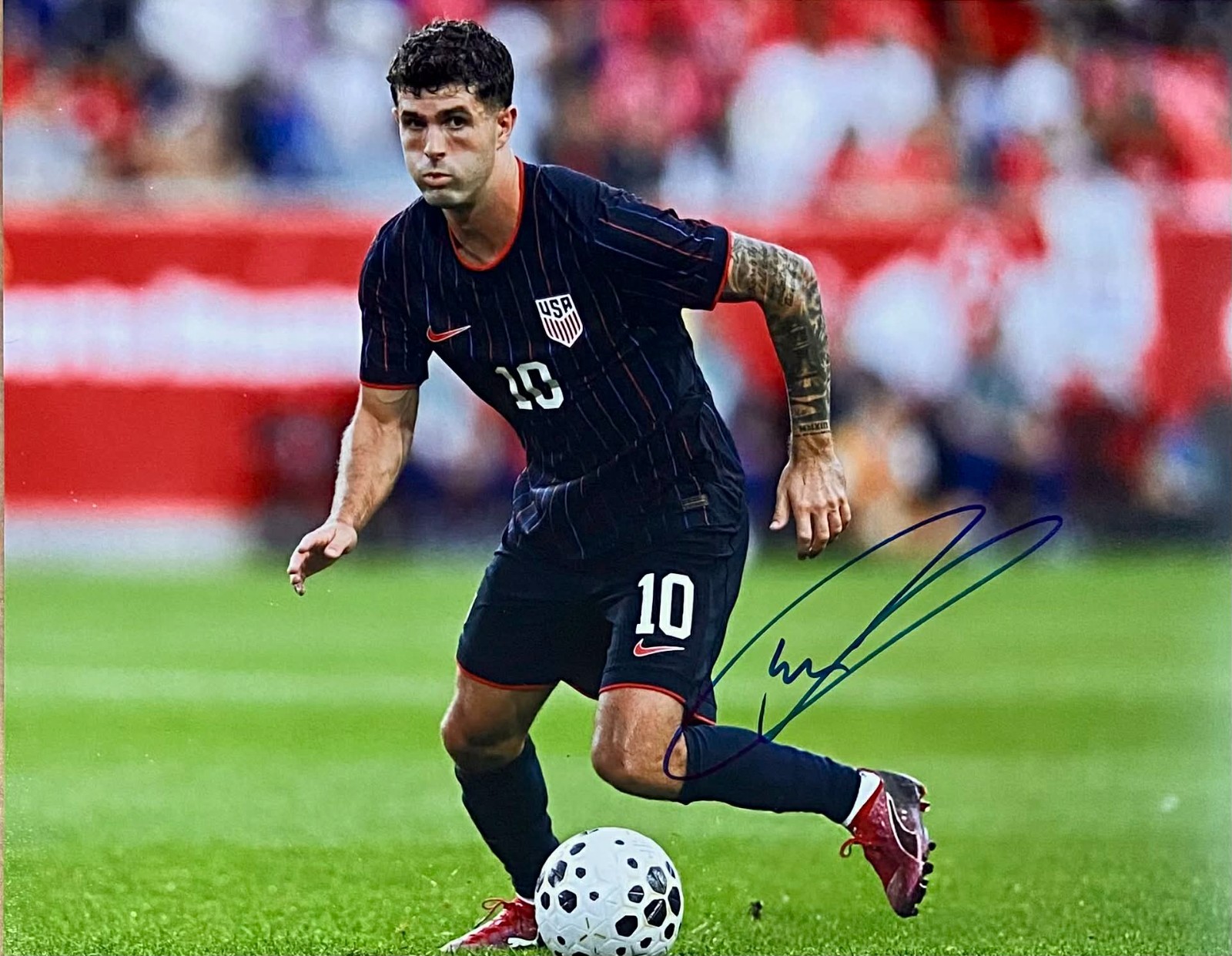 Christian Pulisic USA Soccer AC Milan Star Autographed 11×14 Photo Signed (#11)