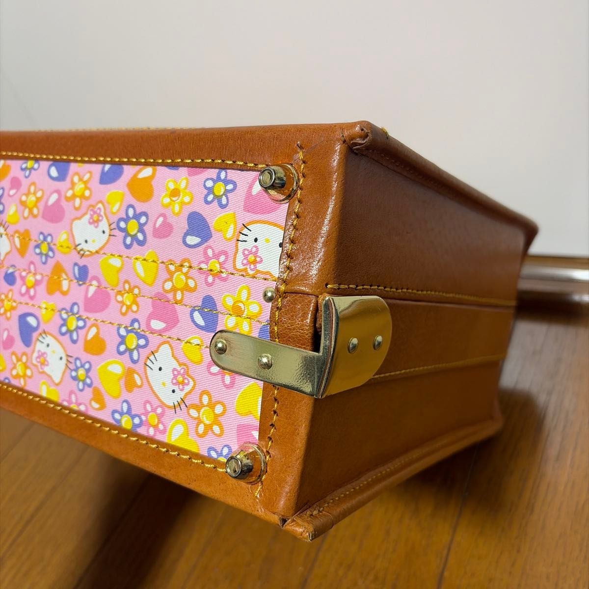 Retro 90s Hello Kitty Pink Floral Mini Trunk Case Y2K Sanrio 1998 Vintage Unused
