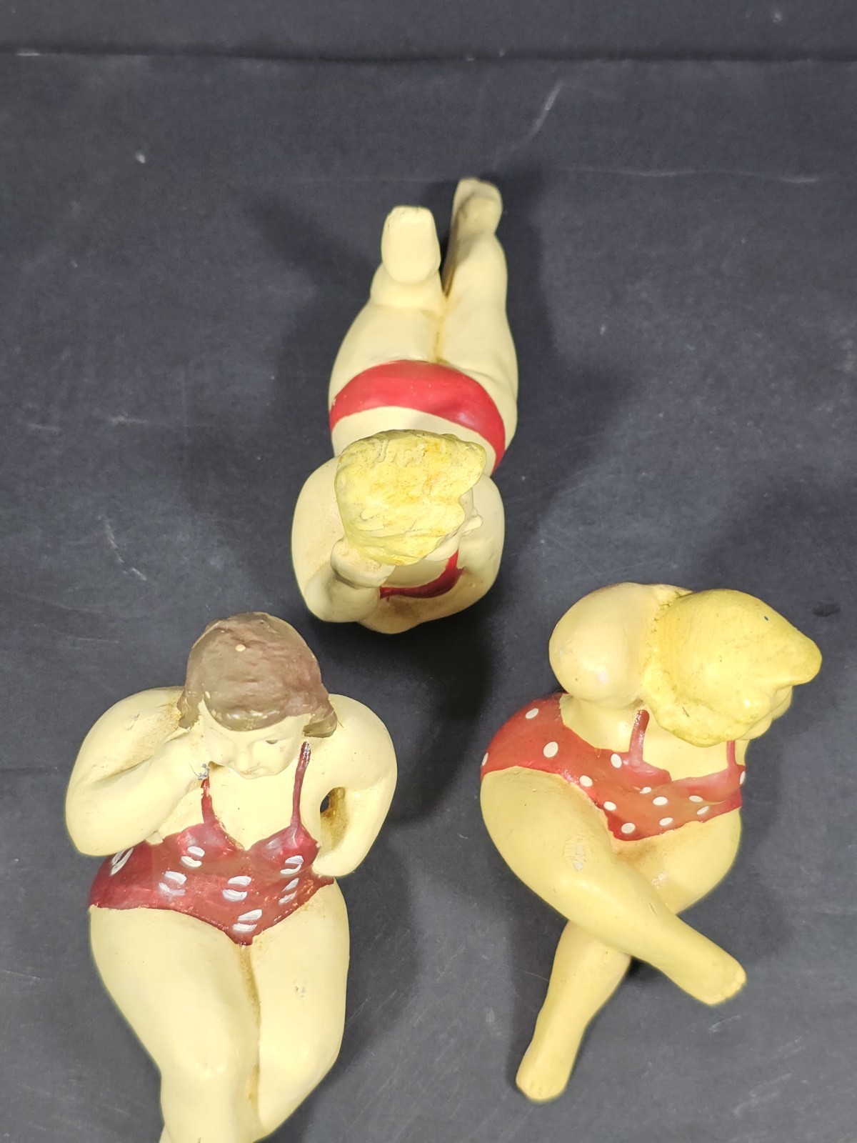 Vintage Plaster(?) Big Bottom Bathing Beauty Set Of 3 Shelf Sitters
