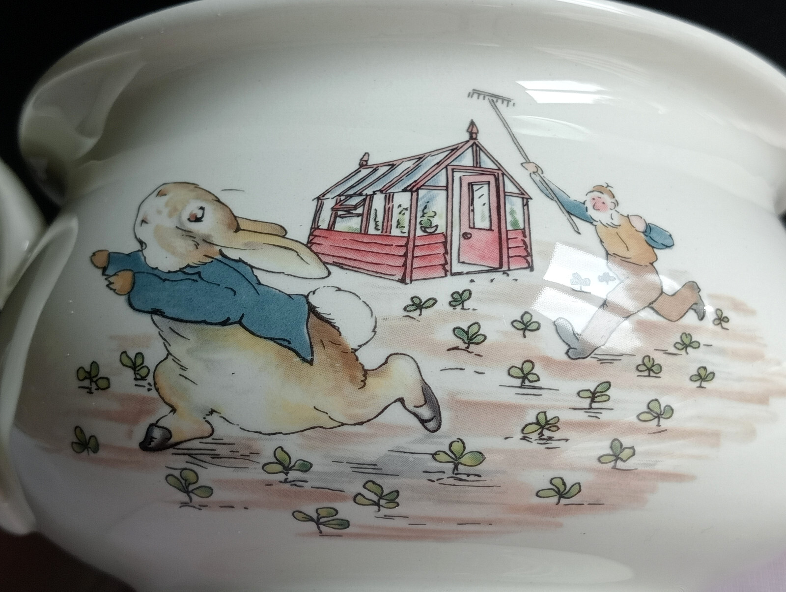 Beatrix Potter Peter Rabbit Wedgewood Ceramic Chamber Pot Child’s Potty