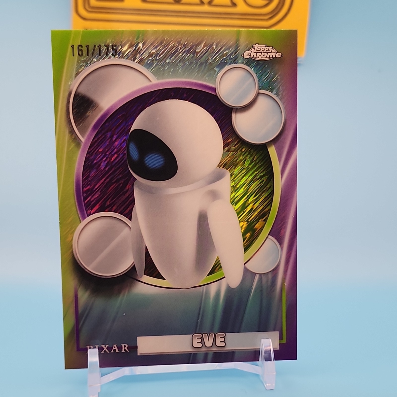 Topps Disney•Pixar 2026 Chrome WALL-E EVE #146 Parallel/Variety