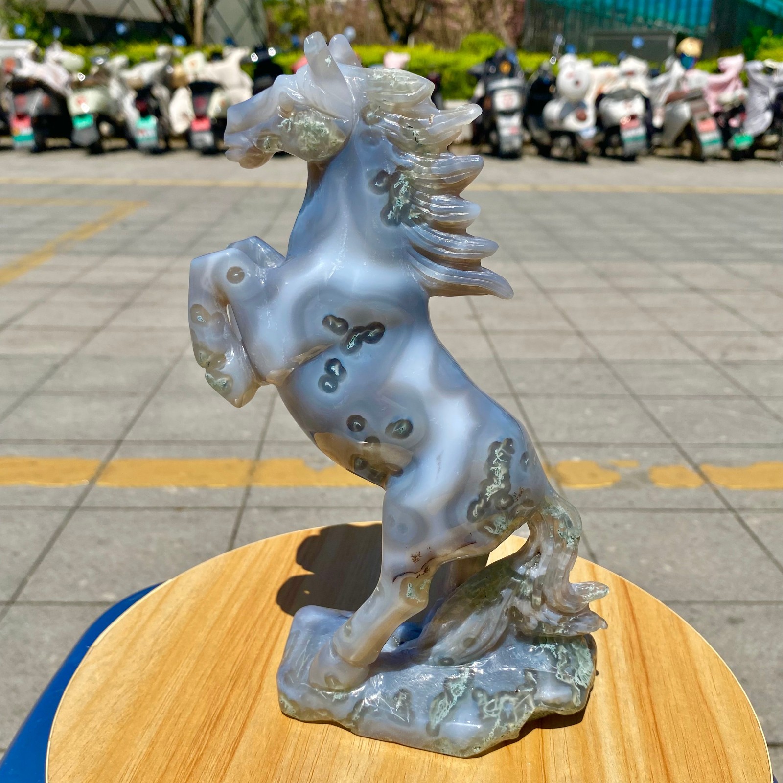 2.42LB Natural Agate Carved Horse Figurine, Exquisite Hand Carved Gemstone Statu