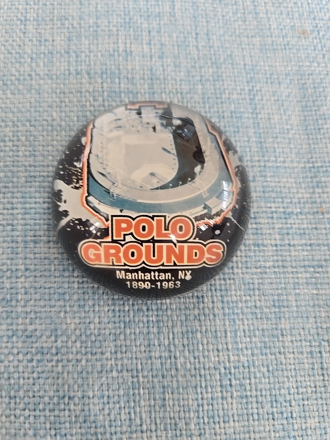 MLB POLO GROUNDS MINI Glass Paperweight Souvenir Collectible (RARE)