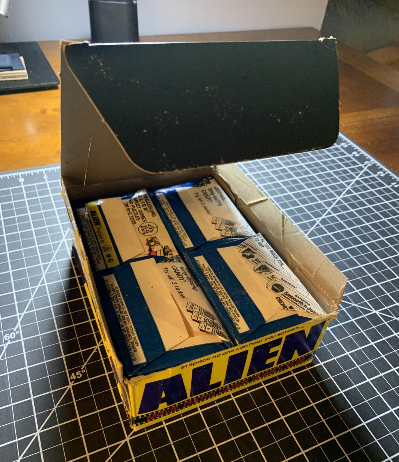 1979 Topps Alien – Empty Display Box + 36 Empty Packs