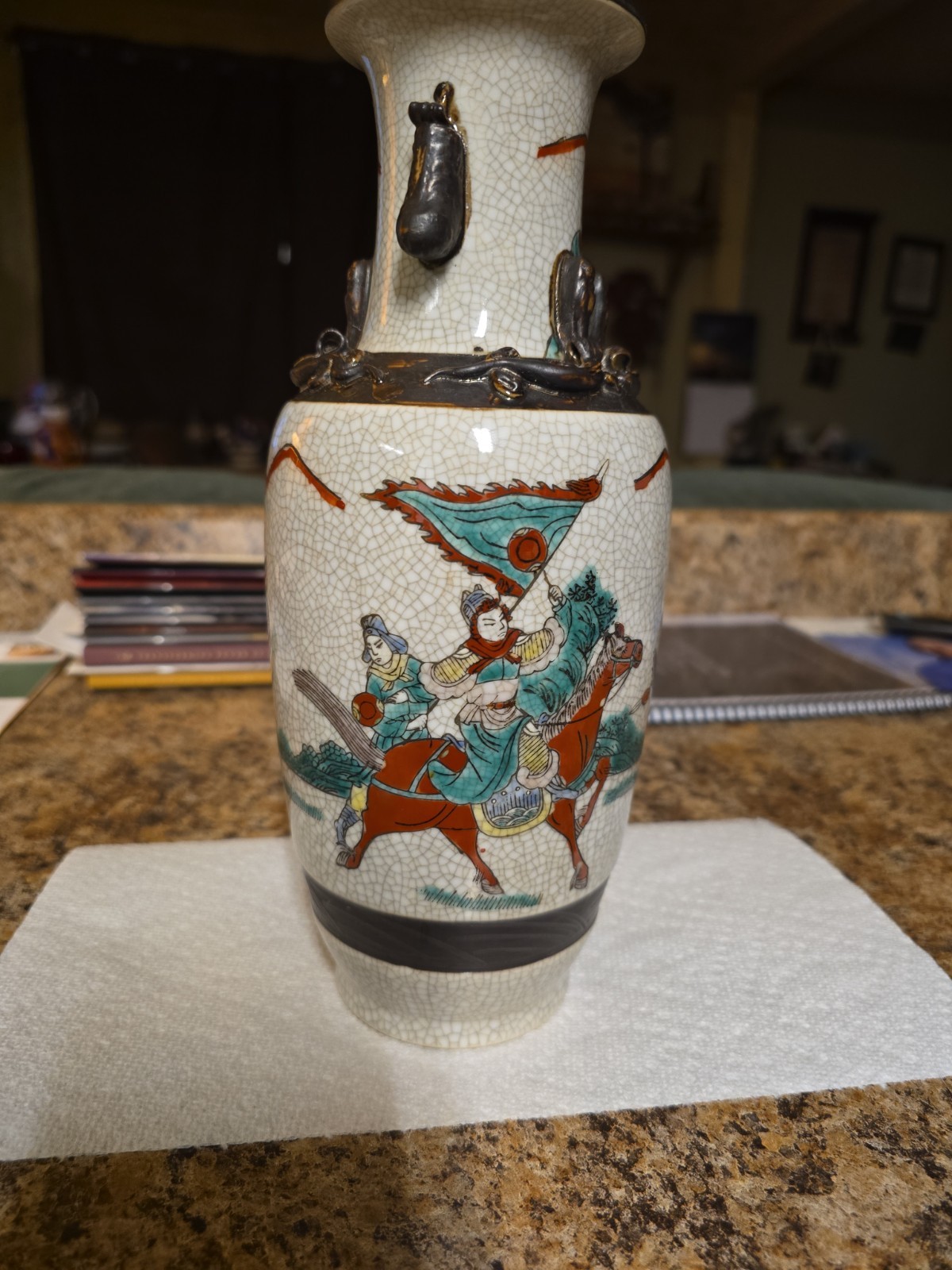Vintage Japanese Kutani-Yaki Samurai Warrior/General Crackle Glaze Vase 10″.