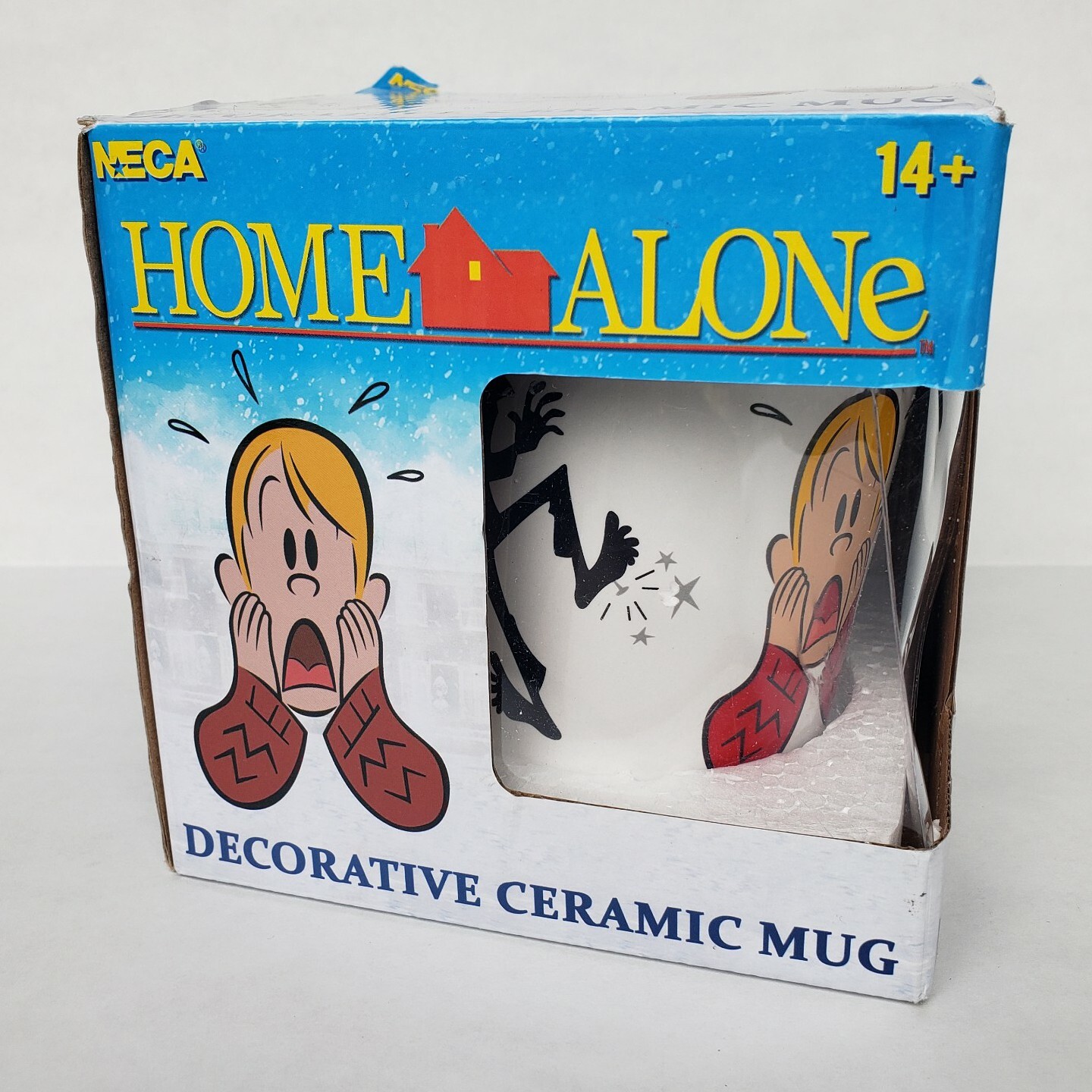 NECA Home Alone Ceramic Mug Cartoon Kevin McCallister & Wet Bandits Christmas