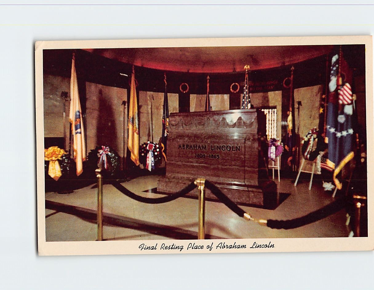 Postcard Final Resting Place of Abraham Lincoln Oak Ridge Cemetery Illinois USA