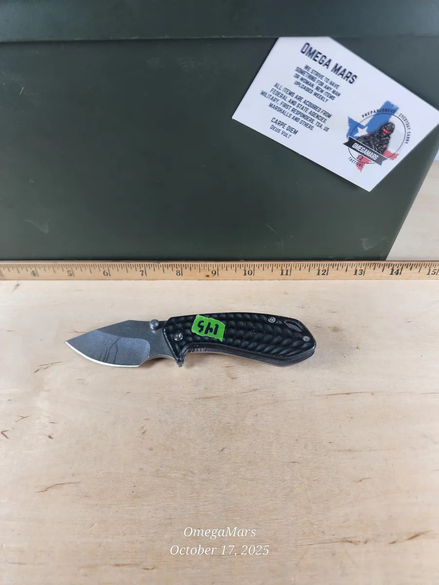 Gerber Kettlebell #145 Gray 2.5in Folding knife, light usage (MSRP 39.99)