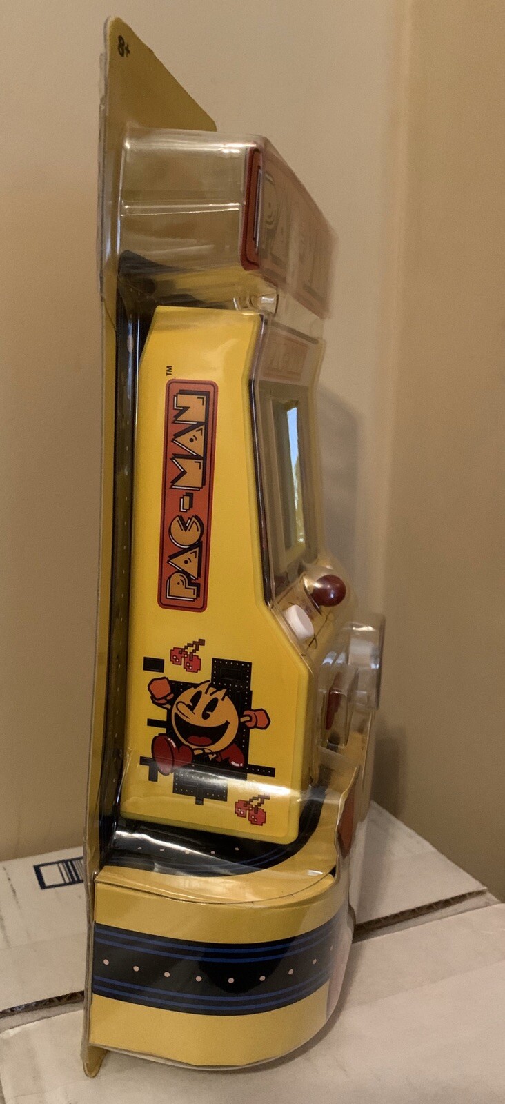 Pac-Man Classic Arcade Handheld Portable Game *NIB* Bandai Namco Entertainment