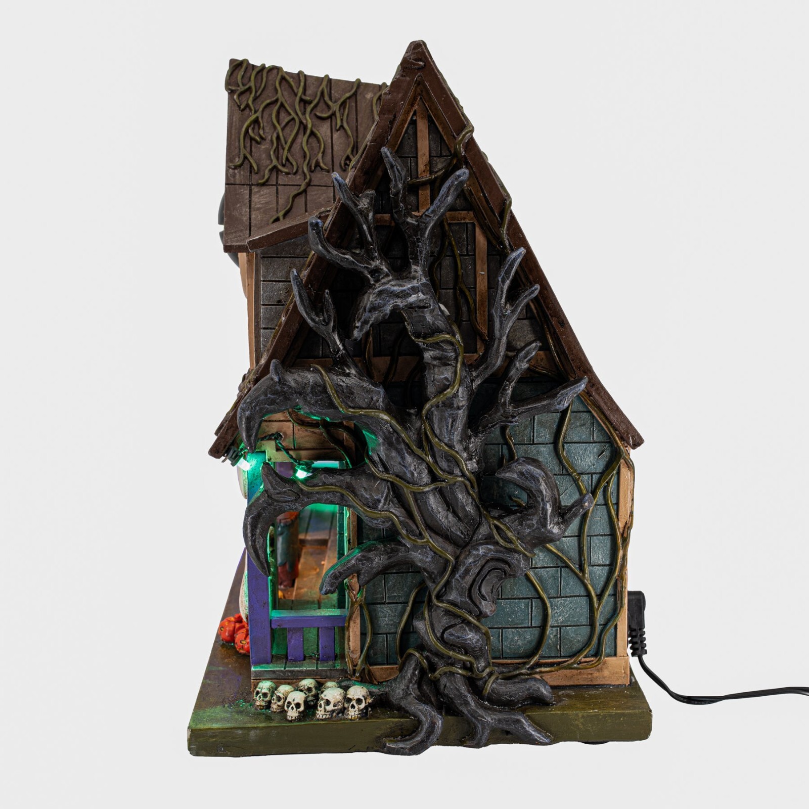 FG Square – Cycloptic Manor All Seeing Eye Halloween Village 10″ x 7″ x 12″