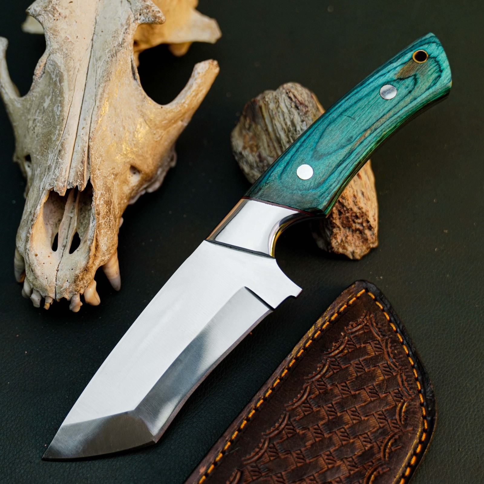 9.1″ D2 Tactical Camp Knife Full Tang Wood Handle Fixed Blade Leather Sheath