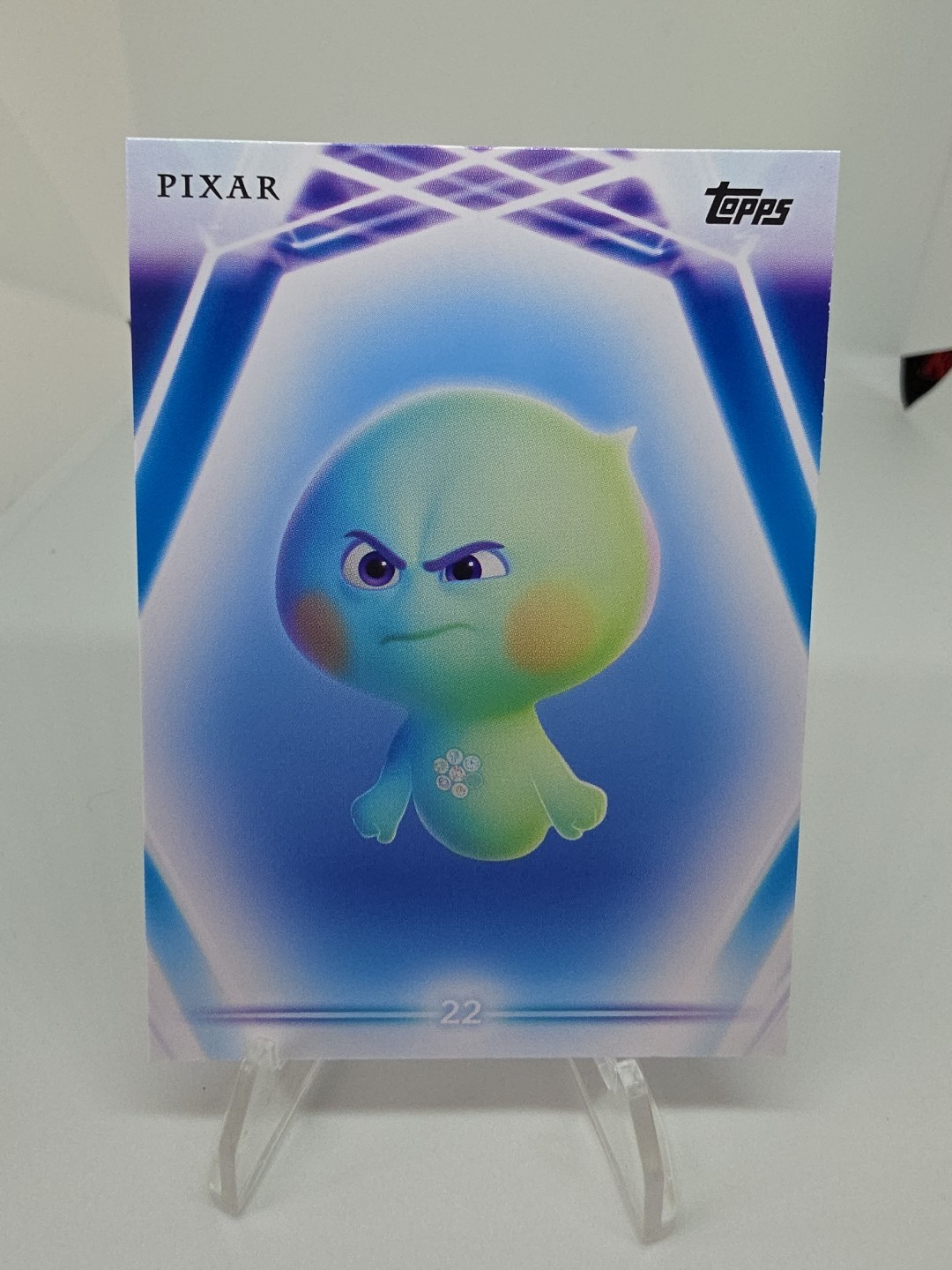 2026 Topps Disney Neon #45 – 22 – Base