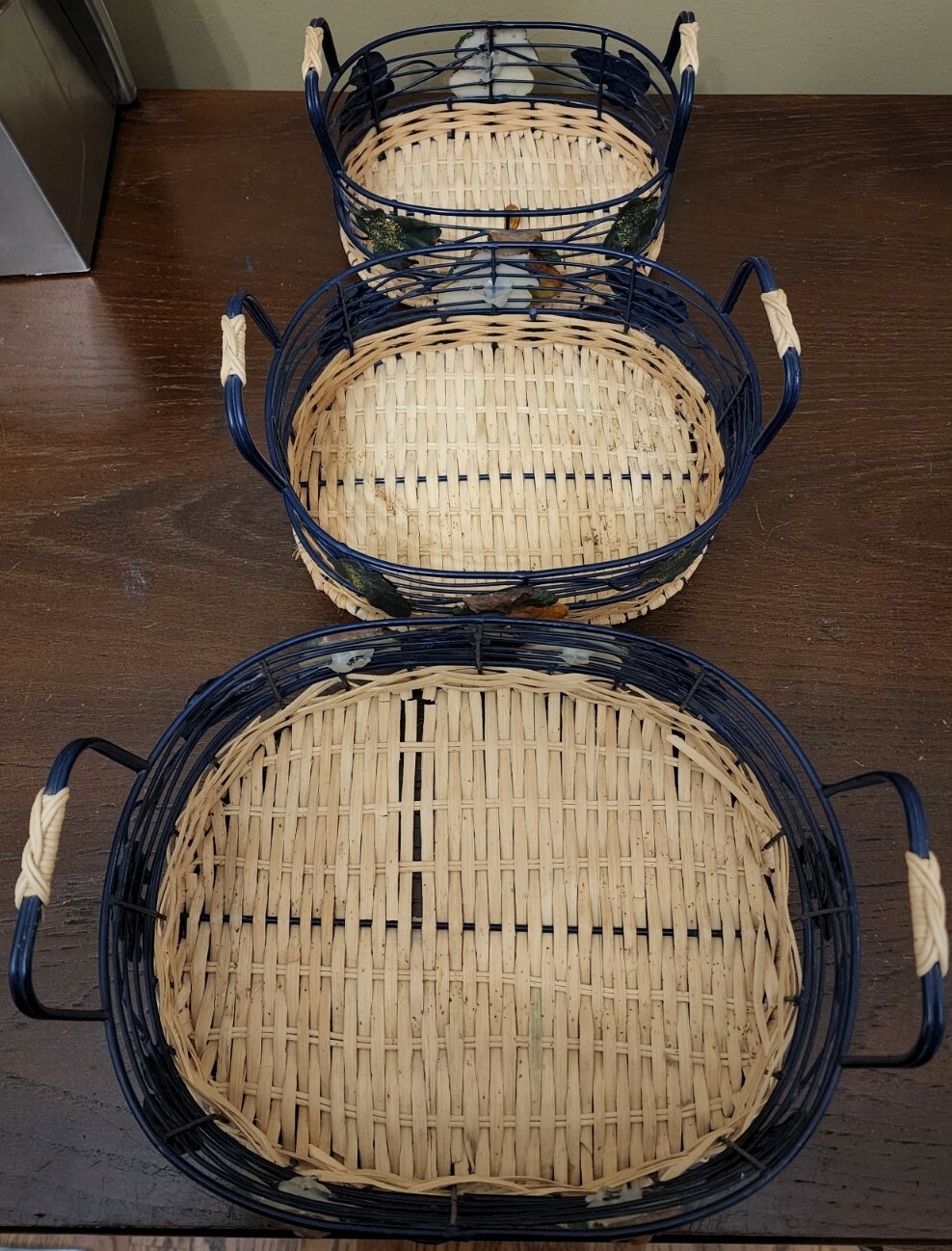 Wicker Rattan Bread/Fruit three Basket Set With Wire Frame Carrier