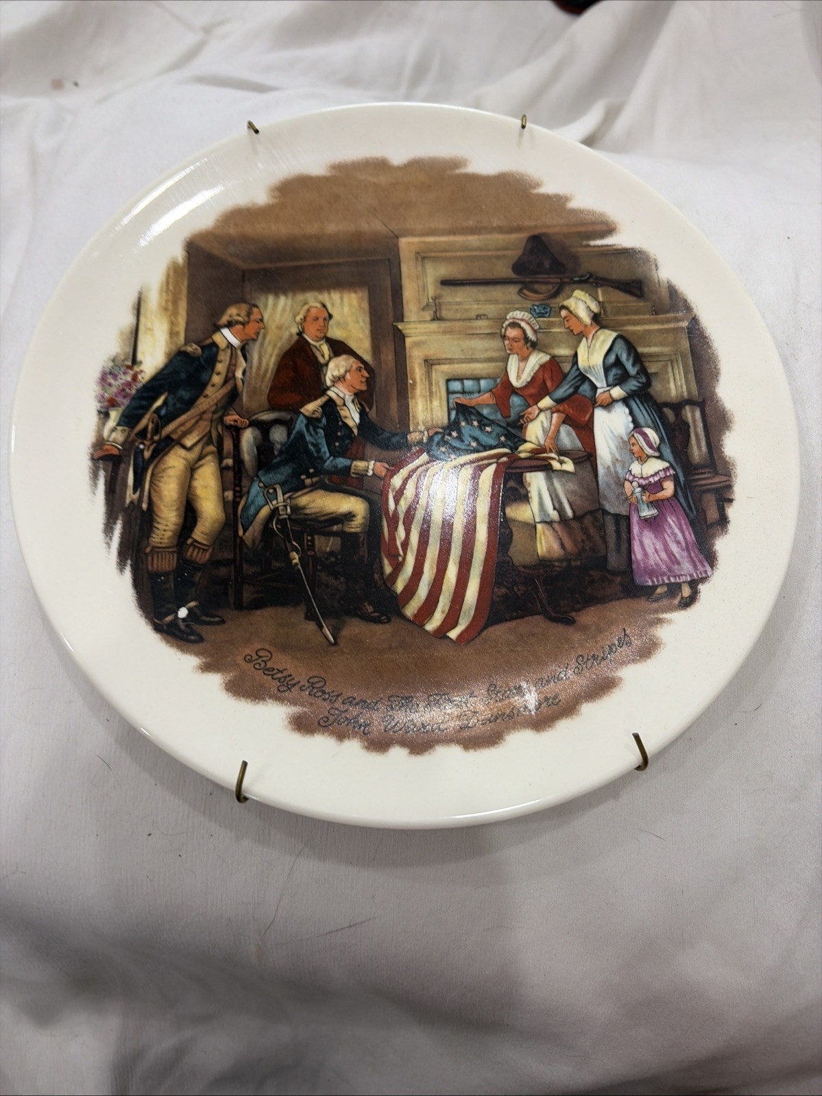 THE GREAT AMERICAN REVOLUTION 1776 “Betsy Ross & The Flag Stars & Stripes” Plate