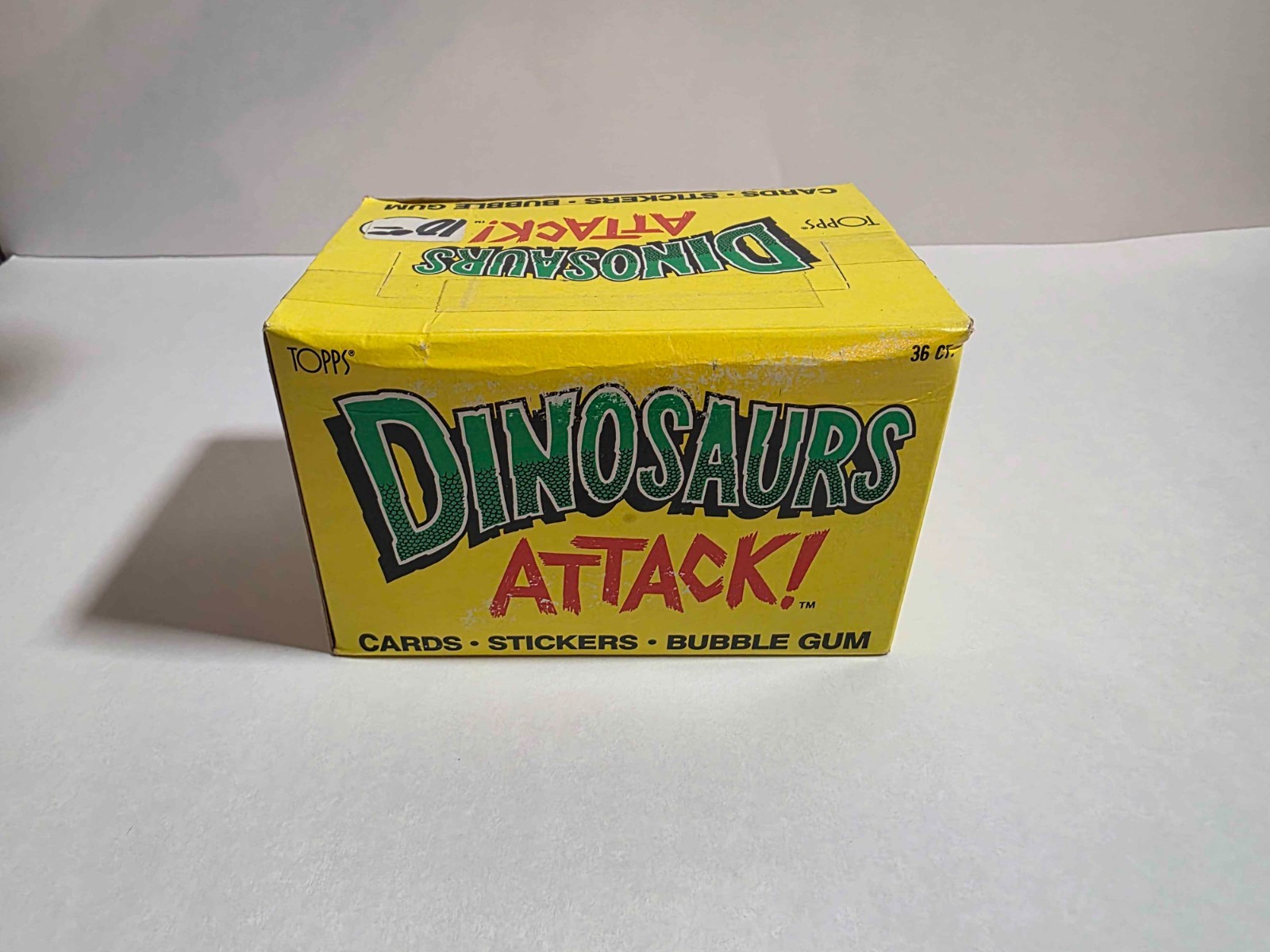1989 Topps DINOSAURS ATTACK! BOX 36 Packs w POSTER