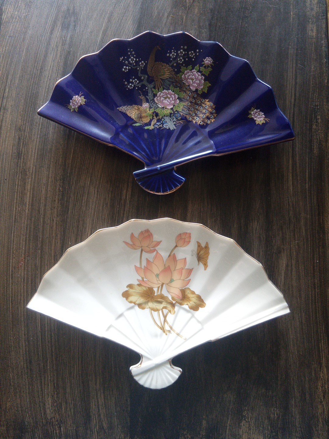 Set Of 2 Cobalt Blue Peacock/ White Floral Fan Trinket Dish Asian 10″