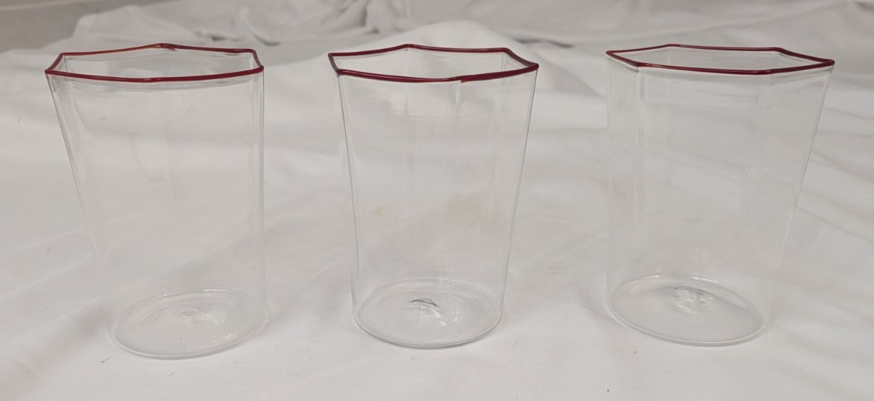 MURANO 4″ HEXAGONAL CARLO SCARPA DESIGN RED RIMMED GLASSES SET OF 3