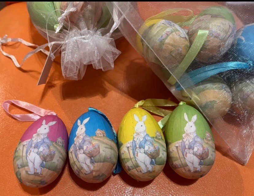 24 💥 PAPER MACHE DECOUPAGED Hanging Ornaments Rabbit Decoration Color EGG Lot