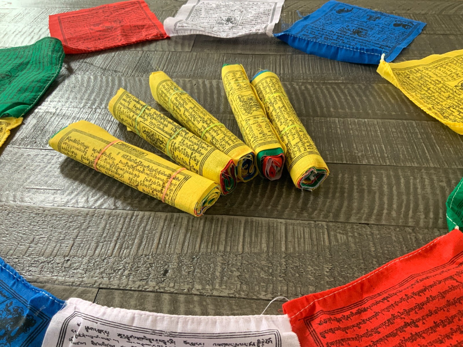 Tibetan Prayer Flags. 100% Cotton Lungta 7 Inches, 50 Pcs Roll. 25′. USA Seller