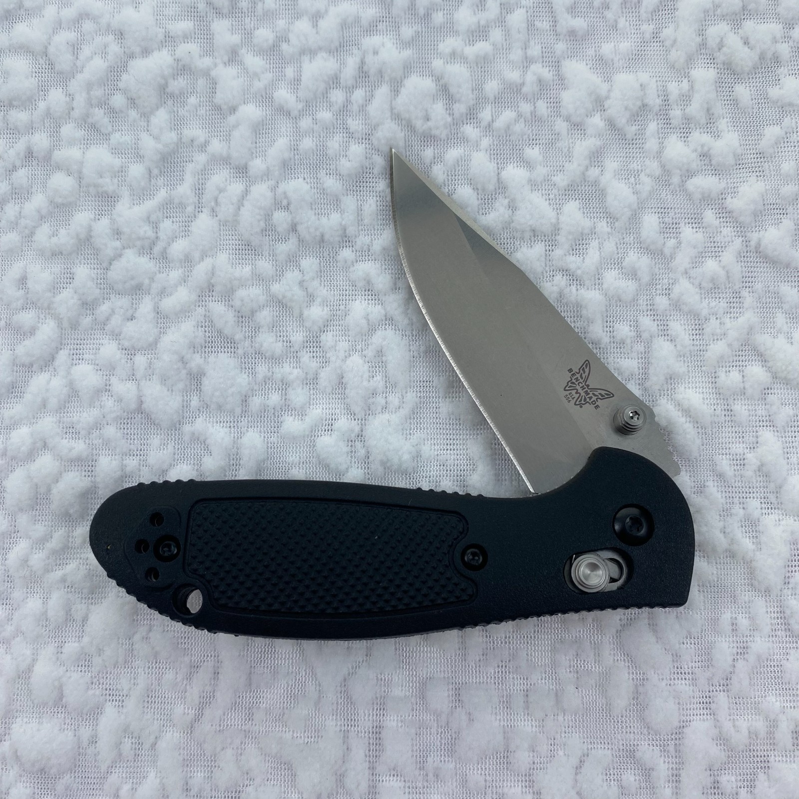 Benchmade 556 Mini Griptilian Folding Knife CPM-S30V Blade Black Grivory Handle