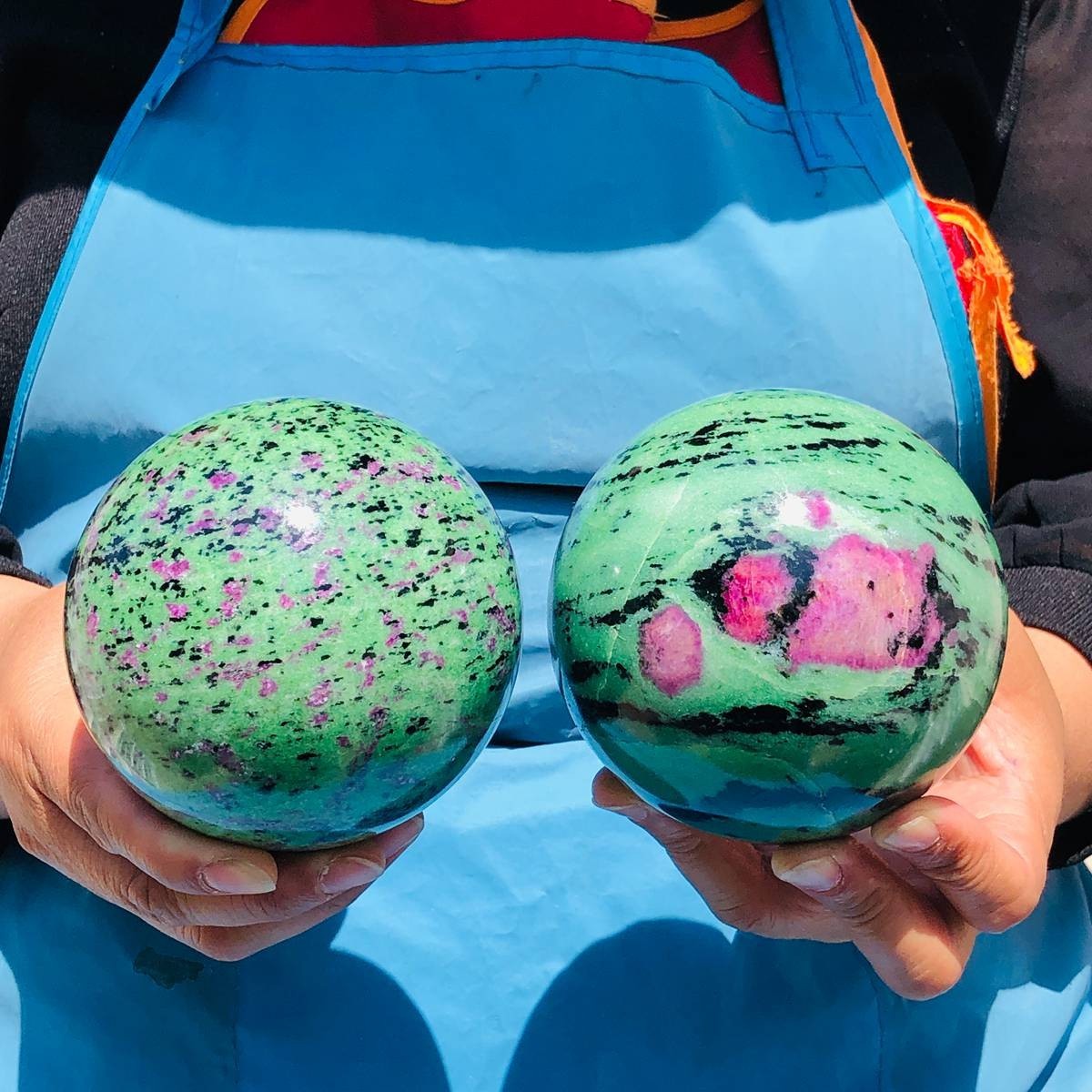 2pcs 6.2LB Natural green Ruby zoisite (anylite) crystal ball sample Healing