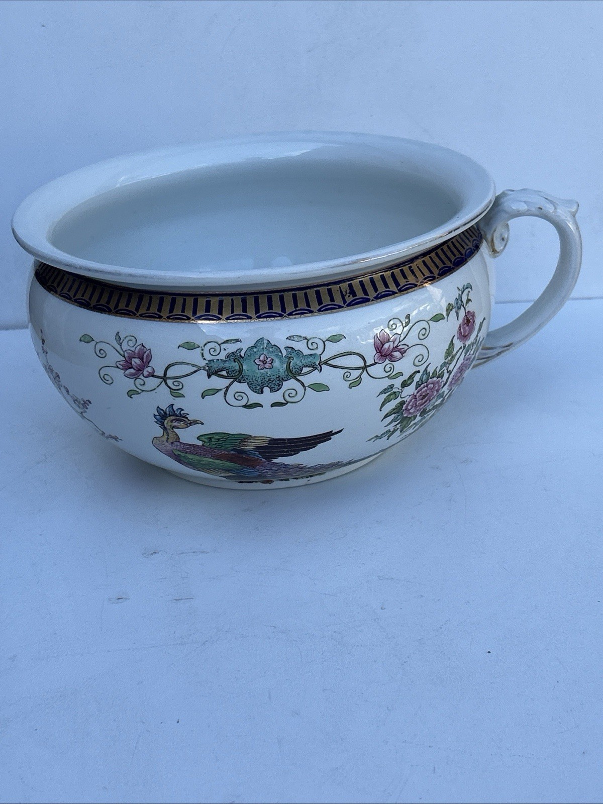 Wedgewood & Co England Imperial Porcelain Antique Chamber Pot Mimosa Ware.
