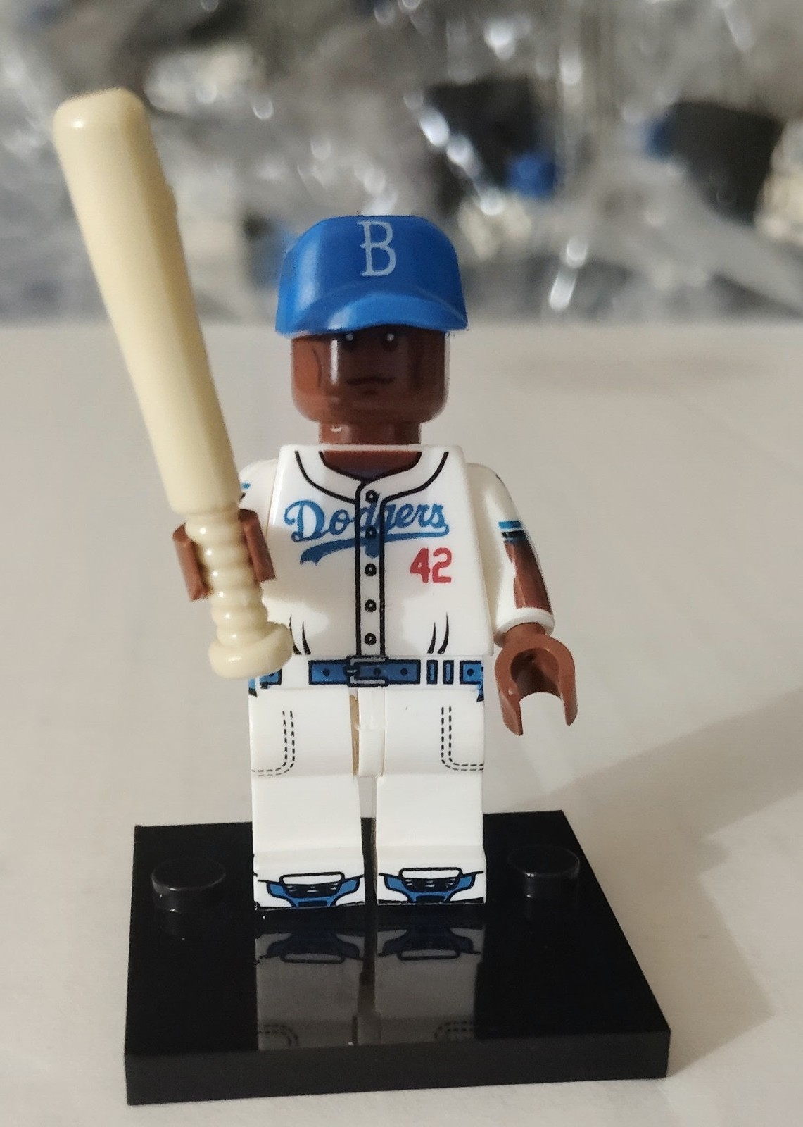 Jackie Robinson Brooklyn Dodgers #42 Baseball Mini Figure – New in bag sealed!
