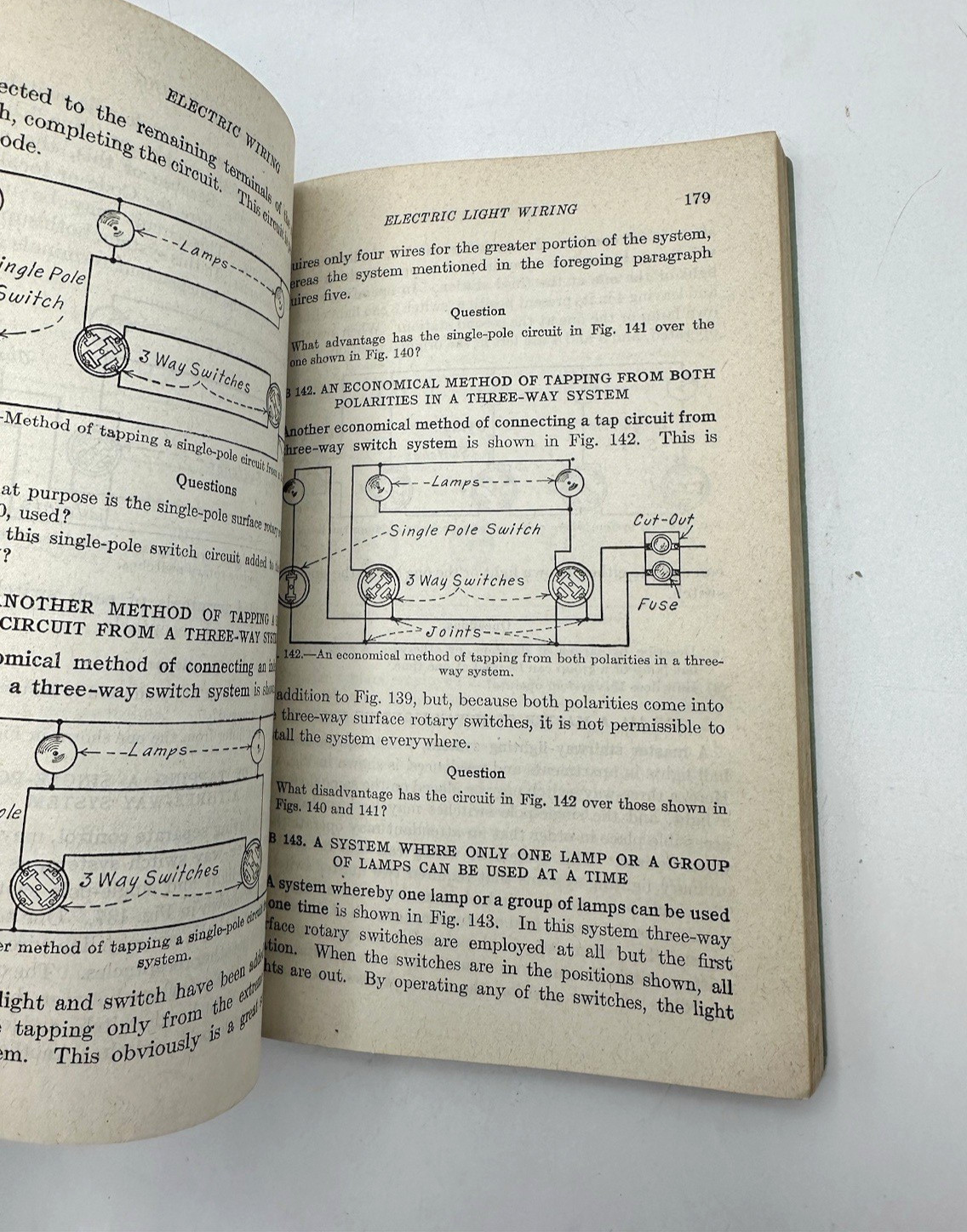 VINTAGE “ELECTRICAL WIRING” TECHNICAL MANUAL EM975 US Armed Forces