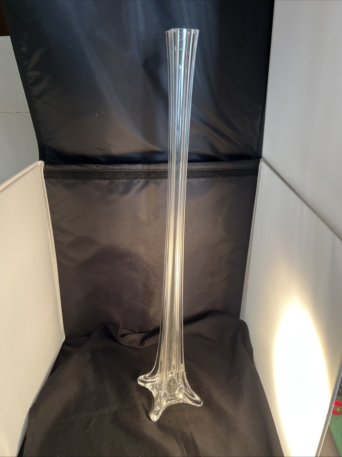 Vintage Tall Clear Glass Eiffel Tower 23.5″ Vase Long Stemmed With 4 Toed Base