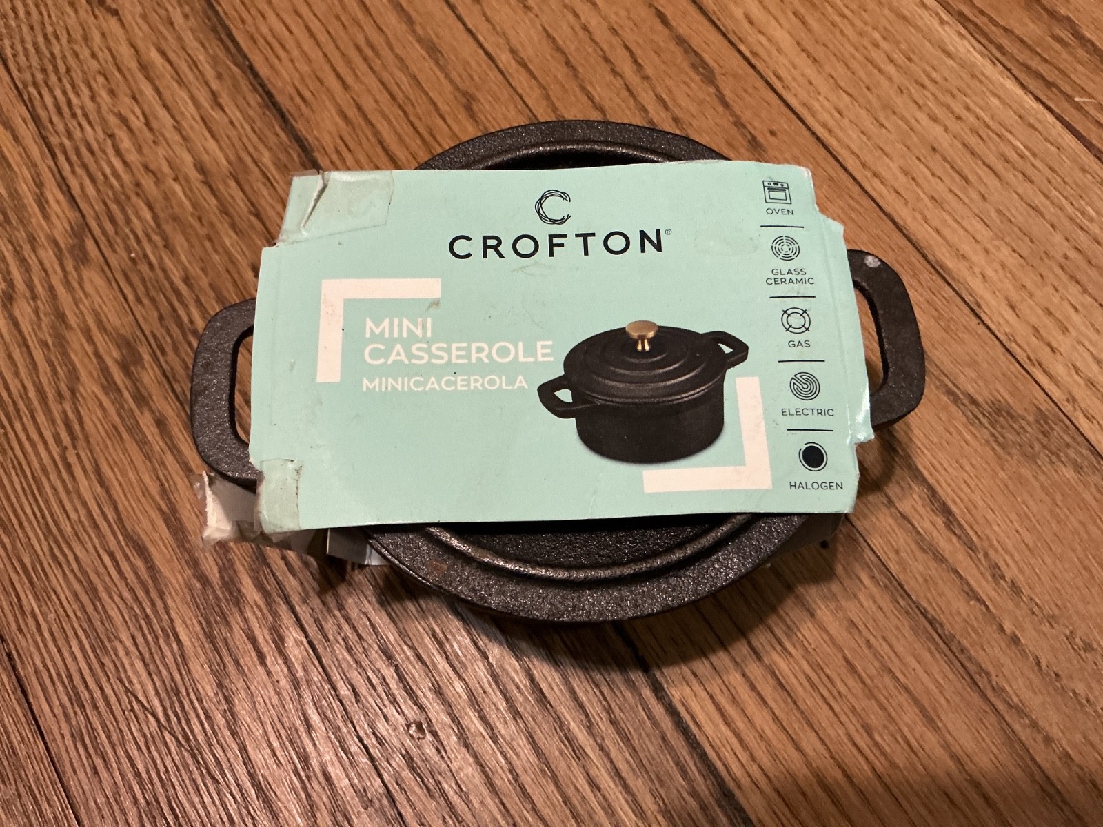 Crofton Mini-Casserole cast iron pot, 8 ounces, 3.54 diameter