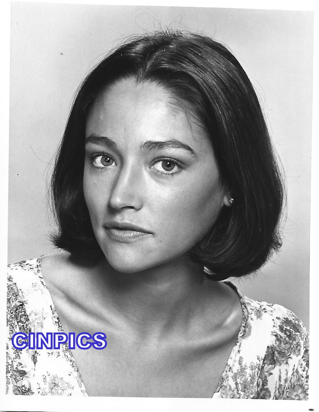 PRETTY OLIVIA HUSSEY IN “THE PIRATE” ORIGINAL 7X9.25 PHOTO W/CBS CAPTION 1978