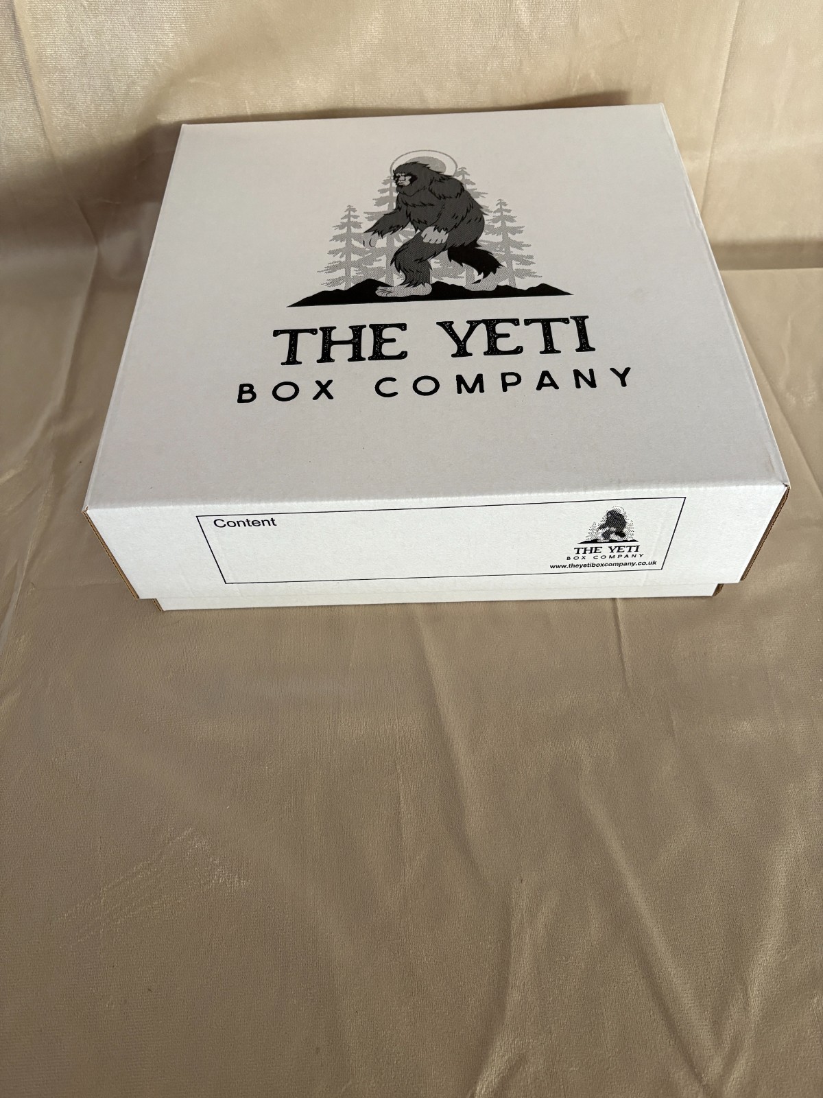 *YETI 4000 TCG DELUX storage box•||•Bulk Card Collections; Pokemon, MTG.. Etc._.