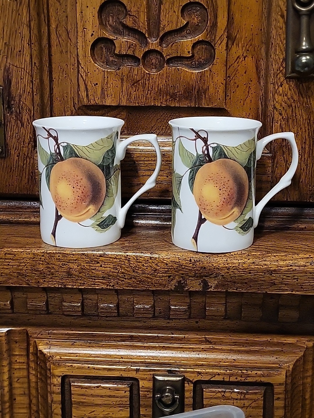 Pair Gracie bone china Tea coffee cups Peaches Dishwasher Microwave Safe