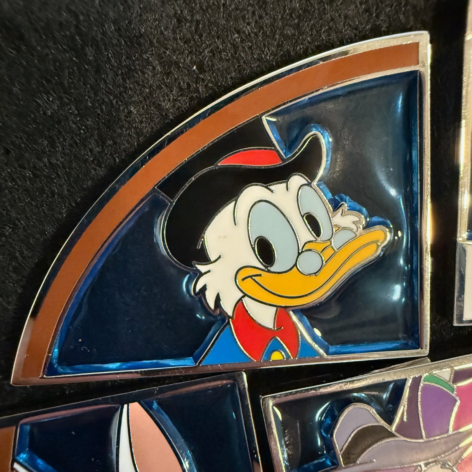 Disney Parks 2026 Daring Detectives Magnifying Glass Mystery Pin (You Choose)