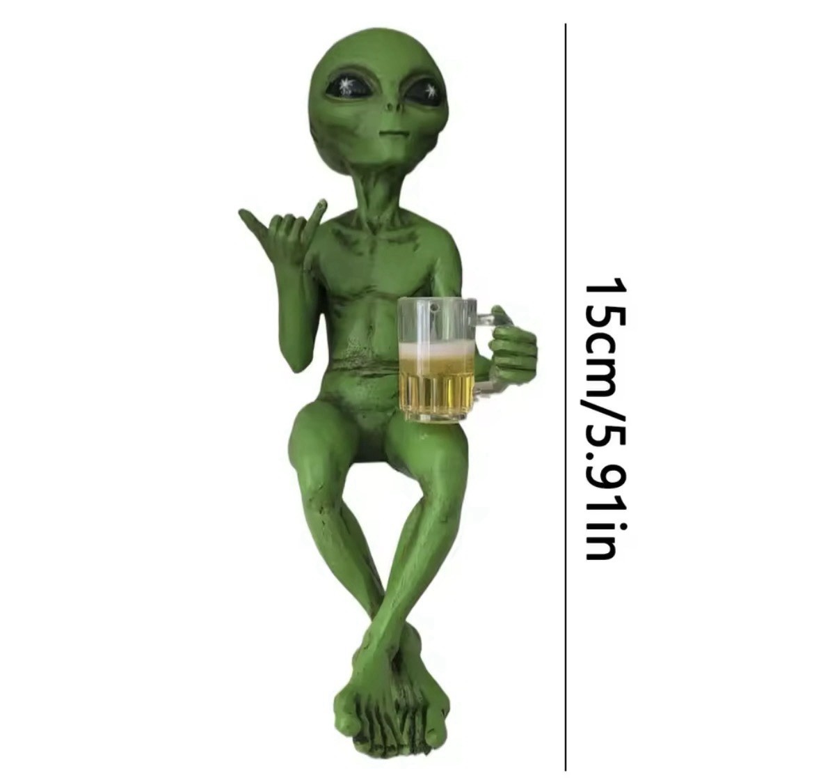 Alien Statue Drinking Beer Alien Sculpture Resin Craft Novelty Funny Decoration